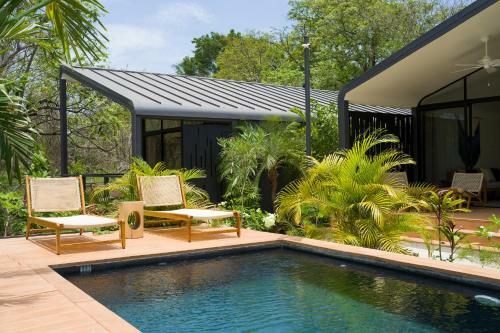 Favela Chic Tamarindo Boho Boutique Bungalow Close To The Beach