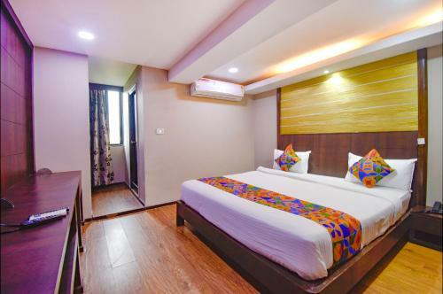 Hotel Fabexpress Ocean Residency