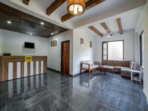 Hotel Fabescape Raabta Resort