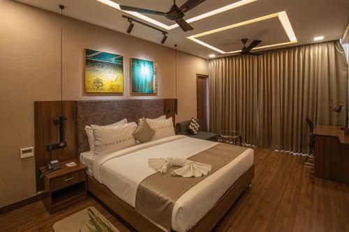 Hotel Windstone Residency