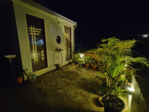 Hostal Pebble Bay Home Stay