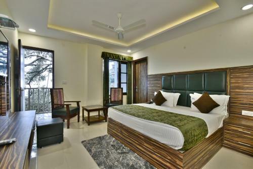 Hotel Comfort Court