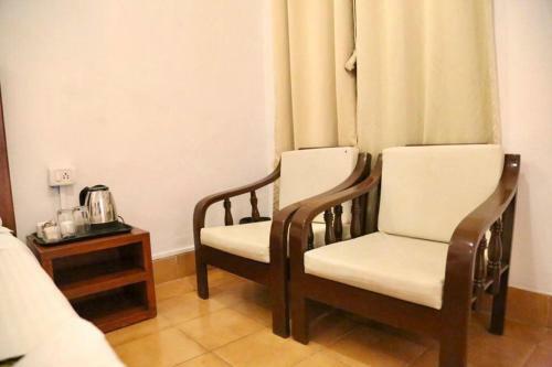 Hotel Rajmahal Beach Resort