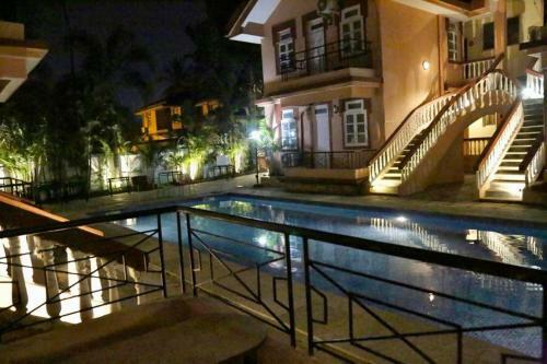 Hotel Rajmahal Beach Resort