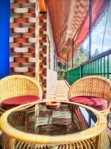 White Peak Homestay