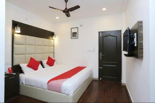 Qube Hotel