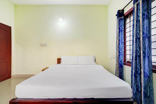 Hotel Oyo 86248 Shalom Palace