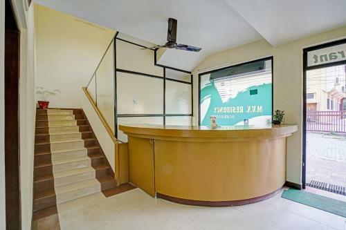 Spot On 84395 Mx Residency Hotel - Panampilly Nagar