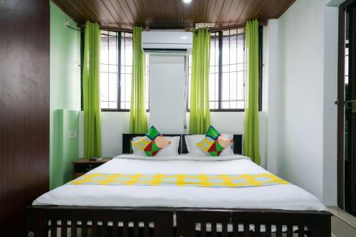 Hostal Oyo Home 49697 Aj Apartments