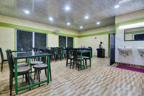 Hotel Capital O 86355 The Homestay