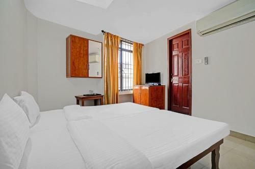Hotel Capital O 86604 Aramam Executive Inn