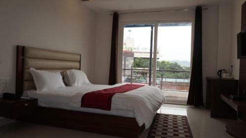 Hotel Aakash Residency
