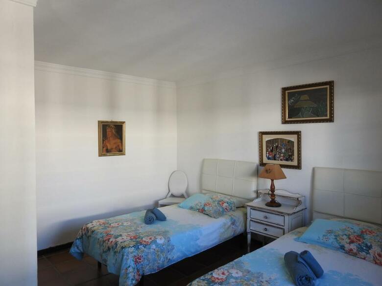Hostal Habitaciones Do�a Cris