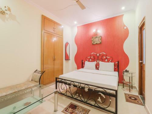 Collection O 83443 Hotel Anmol