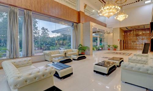 Hotel Treebo Tryst Pearl Avenue