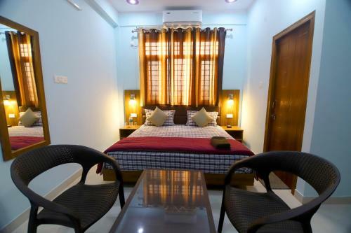 Hotel Comfort Inn Homestay