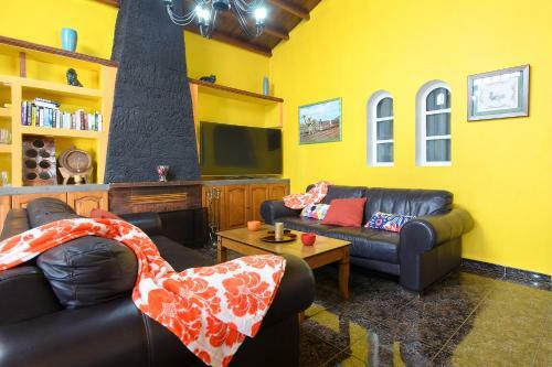Villa Hearth Away From House. Breia
