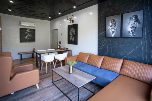 Villa Saffronstays Elysian
