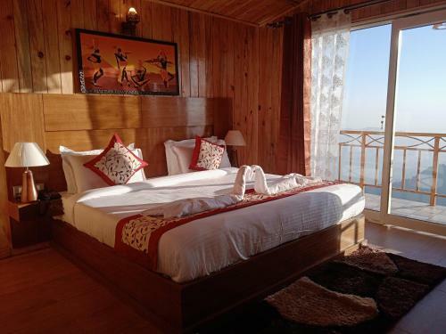 Hotel Hanshdi Resort Resturant & Cafe