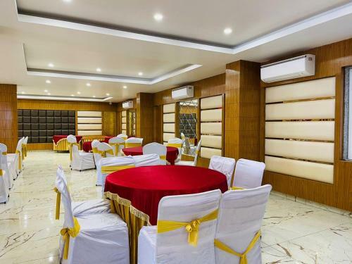 Hotel Grand Legacy Prime Rubystone Express