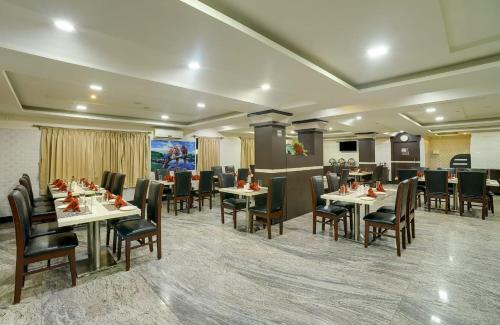 Hotel Four Square Holidayz