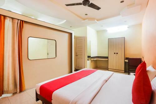Oyo Flagship 37028 Hotel Sheela