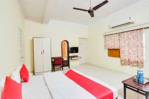 Oyo Flagship 37028 Hotel Sheela