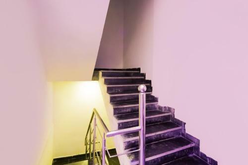 Oyo 86224 Hotel Grand