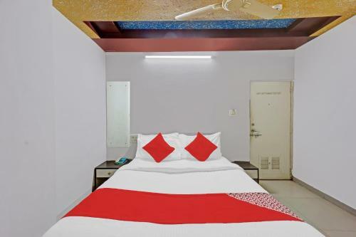 Oyo Flagship 85627 Hotel Radhe