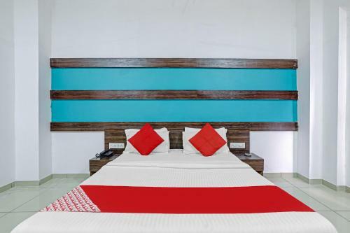 Oyo 81170 Hotel Sky Inn