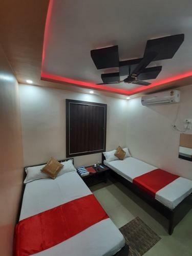 Hotel Shakuntla Palace