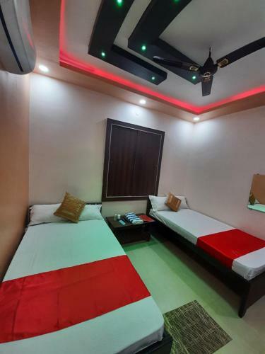 Hotel Shakuntla Palace