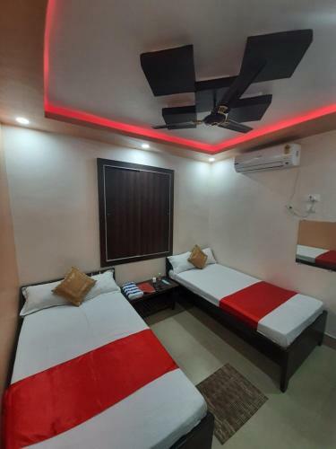 Hotel Shakuntla Palace