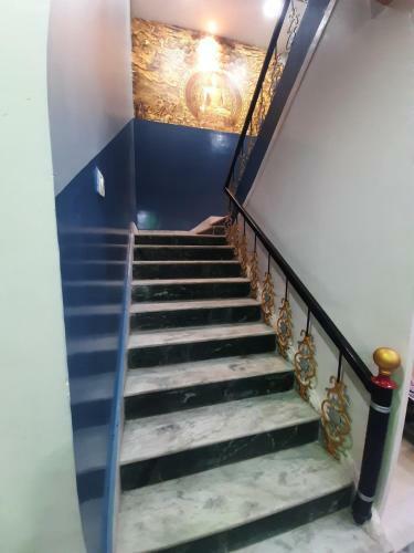 Hotel Shakuntla Palace