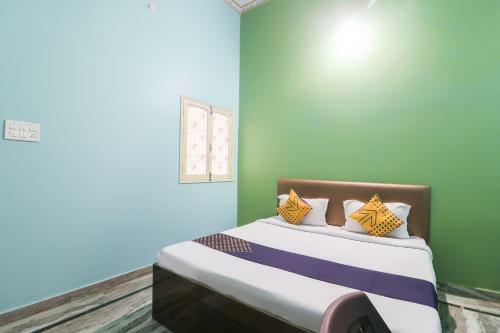 Spot On 61644 Hotel Kumar Kripa