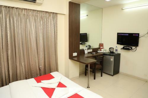 Hotel Risshi Residency