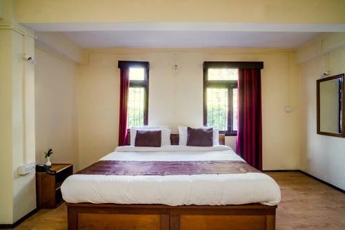 Hotel Magpie Mall Road Residency (Mg Marg)