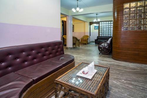 Hotel Magpie Mall Road Residency (Mg Marg)
