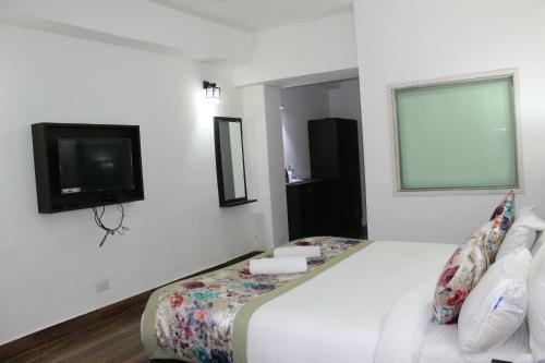 Hotel The Leenor Regency