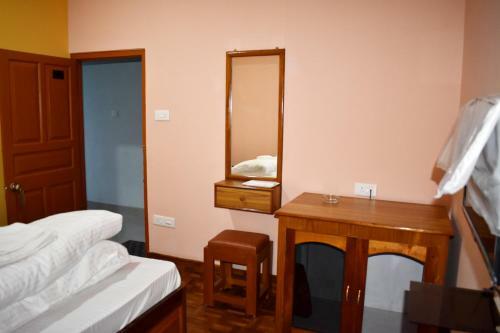 Hotel Alpine Guest House