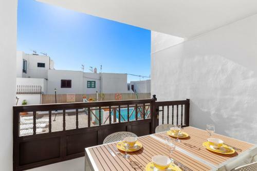 Blue Sky Apartment