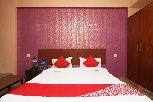 Oyo 24788 Hotel Samrat