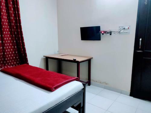 Sharda Hotel By Wb Inn