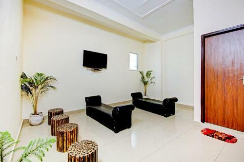 Hotel Oyo 47394 Skyy Inn