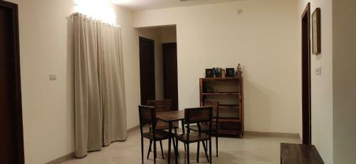 Luxurious 3 Bhk Apart With Pool And Gym