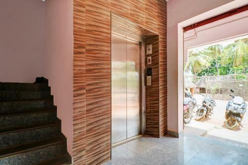 Oyo 81698 Hotel Gan Residency