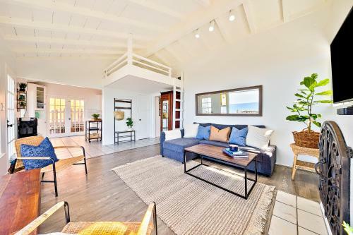 Cardiff Beach Cottage