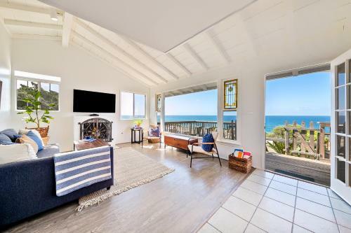 Cardiff Beach Cottage