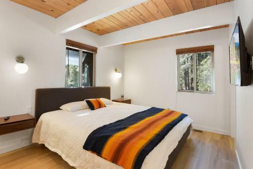 Timberline Cabin - Hot Tub Cabin
