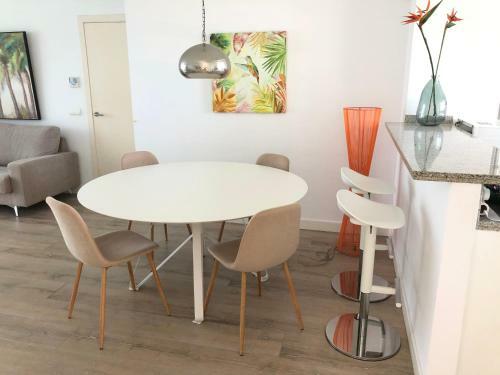 Hippie Beach Ibiza Apartment